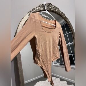 True Hues bodysuit, XS, banana republic